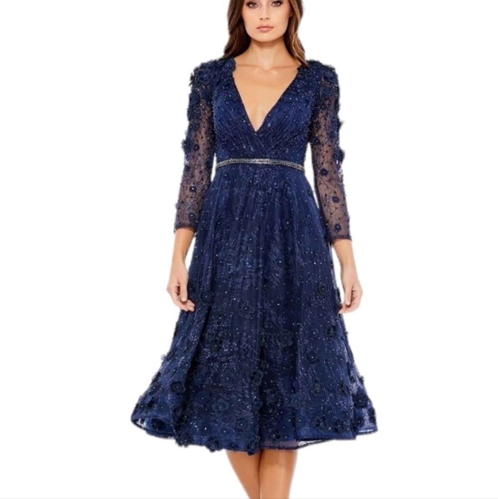 Mac Duggal 3D Floral/Lace Long Sleeve V-neck Beaded Dress Dark Blue NWT Size 10